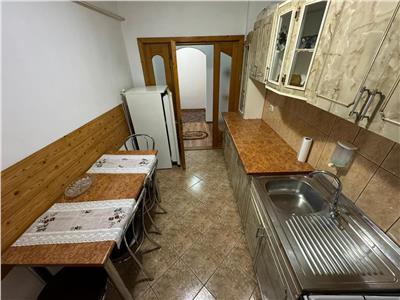 Apartament 3 camere, parter,  Inspectoratul Scolar, mobilat si utilat