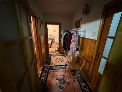 Apartament 3 camere de vanzare in Sud, etaj 3, CT, izolat