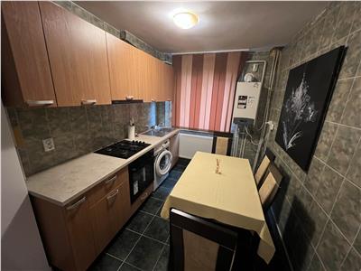 Apartament 2 camere, parter, parcare, zona Sud- B-dul Bucuresti