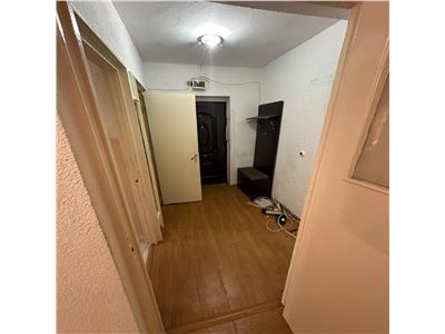 Apartament 2 camere, Gara, scoala nr 7,45 mp , et 3/4