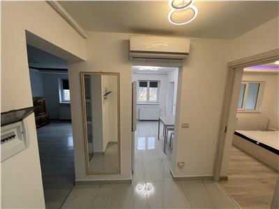 Apartament 2 camere renovat,etaj 4, ULTRACENTRAL  Cuza Voda