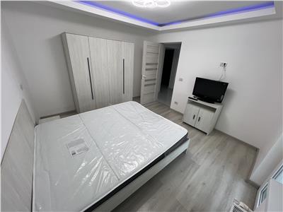 Apartament 2 camere renovat,etaj 4, ULTRACENTRAL  Cuza Voda