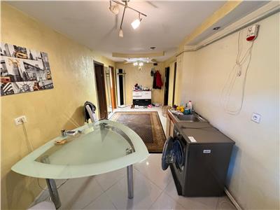 Apartament 2 camere, etaj 2/3, hol patrat, logie + balcon, Brailei