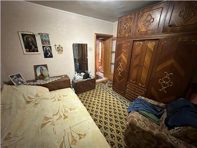 Apartament 3 camere, LIDL centru ,et 3/3, cu acoperis,70 mp