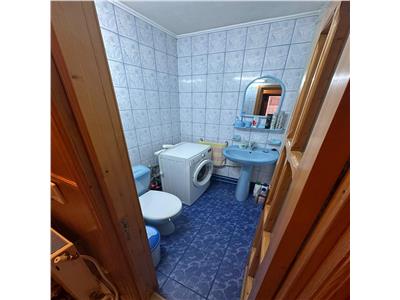 Apartament 3 camere, LIDL centru ,et 3/3, cu acoperis,70 mp