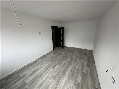 Ap 4 cam, complet renovat NOU, zona Scola nr 3, Al Vlahuta,et 3/4