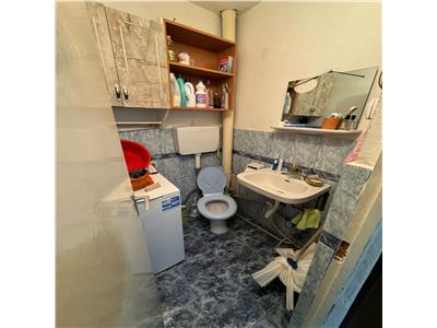 Apartament 3 camere, etaj 2/3, zona fosta Autogara , 70.000 Euro