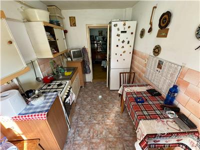 Apartament 3 camere, etaj 2/3, zona fosta Autogara , 70.000 Euro