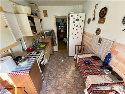 Apartament 3 camere, etaj 2/3, zona fosta Autogara , 72.000 Euro