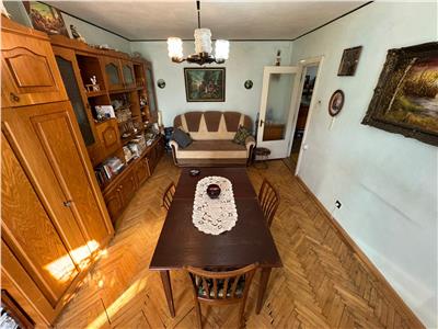 Apartament 3 camere, etaj 2/3, zona fosta Autogara , 70.000 Euro