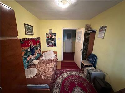 Ap 4 cam,parter/4,82 mp utili,  zona Pompieri, PRETABIL CABINET, ETC