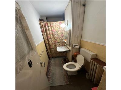 Ap 4 cam,parter/4,82 mp utili,  zona Pompieri, PRETABIL CABINET, ETC