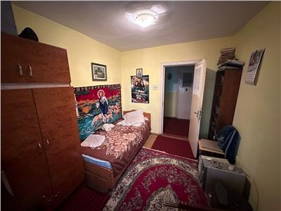 Ap 4 cam,parter/4,82 mp utili,  zona Pompieri, PRETABIL CABINET, ETC