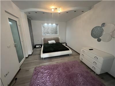 Apartament 2 camere, etaj 8, lift nou, zona Piata Unirii- scoala 9