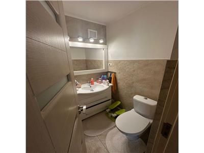 Spatiu comercial, str Bucegi STRADALVAD COMERCIAL,103 mp
