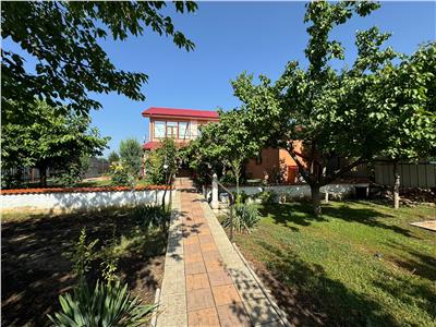 Vila de vanzare in Garoafa,suprafata construita 472mp si teren 1935mp