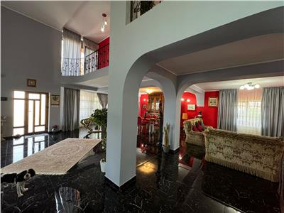 Vila de vanzare in Garoafa,suprafata construita 472mp si teren 1935mp