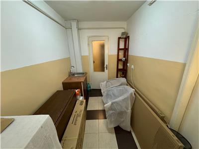 2 camere, parter, 55mp, CT , termopane, izolat, zona Centrala