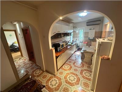 Ap 3 cam, Sud Puri, 76 mp utili, et4/4 cu acoperis,CT,imbunatatit