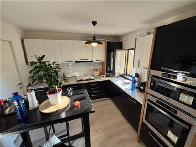 Ap 3 camere, 81 mp utili, et3/3,RECENT RENOVAT