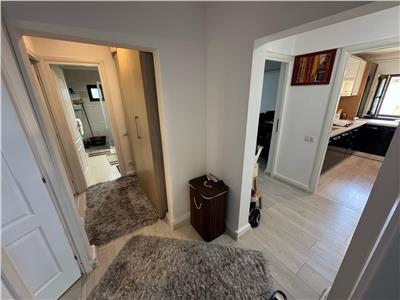 Ap 3 camere, 81 mp utili, et3/3,RECENT RENOVAT