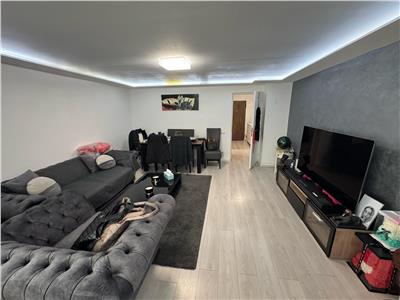 Ap 3 camere, 81 mp utili, et3/3,RECENT RENOVAT