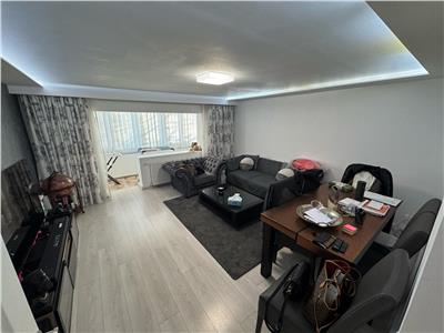 Ap 3 camere, 81 mp utili, et3/3,RECENT RENOVAT