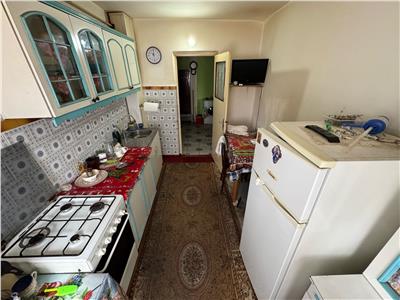 Apartament 2 camere, hol patrat, logie si balcon , etaj 2  Finante