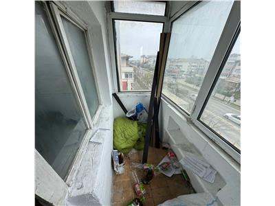 Apartament 2 camere, etaj 3/6 , Piata Moldovei, necesita renovare