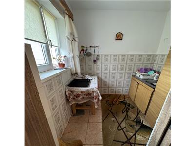 Apartament 2 camere, 31mp, etaj 2/4 , zona Bahne