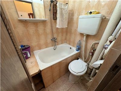 Apartament 2 camere, 31mp, etaj 2/4 , zona Bahne