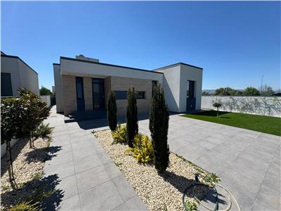Casa parter NOUA, livada,130 mp utili, 490 mp teren,MOBILATA,UTILATA