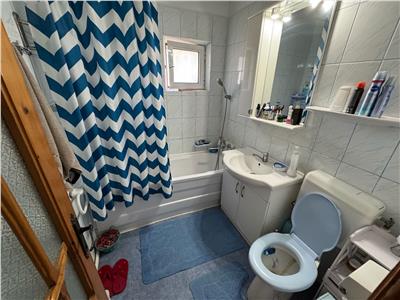 Apartament 3 camere, 92mp , etaj 4 cu acoperis, mobilat si utilat