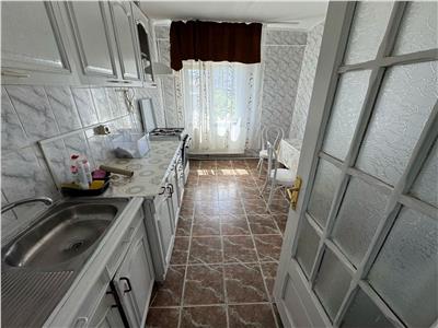 Apartament 3 camere, Bdul Brailei  Parc , etaj 4 cu acoperis
