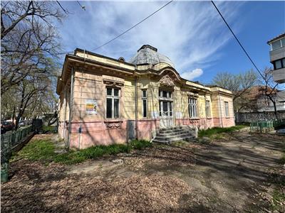 Teren 872 mp +cladire 328 mp, ULTRACENTRAL str Simion Barnutiu