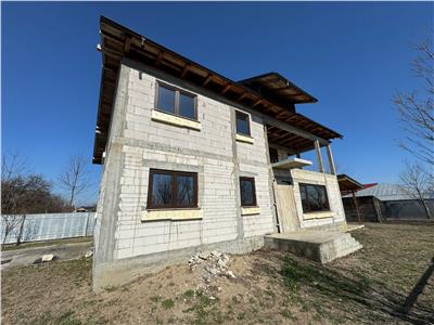 Casa P+M la GRI de vanzare in Campineanca 250mp construiti 600mp teren
